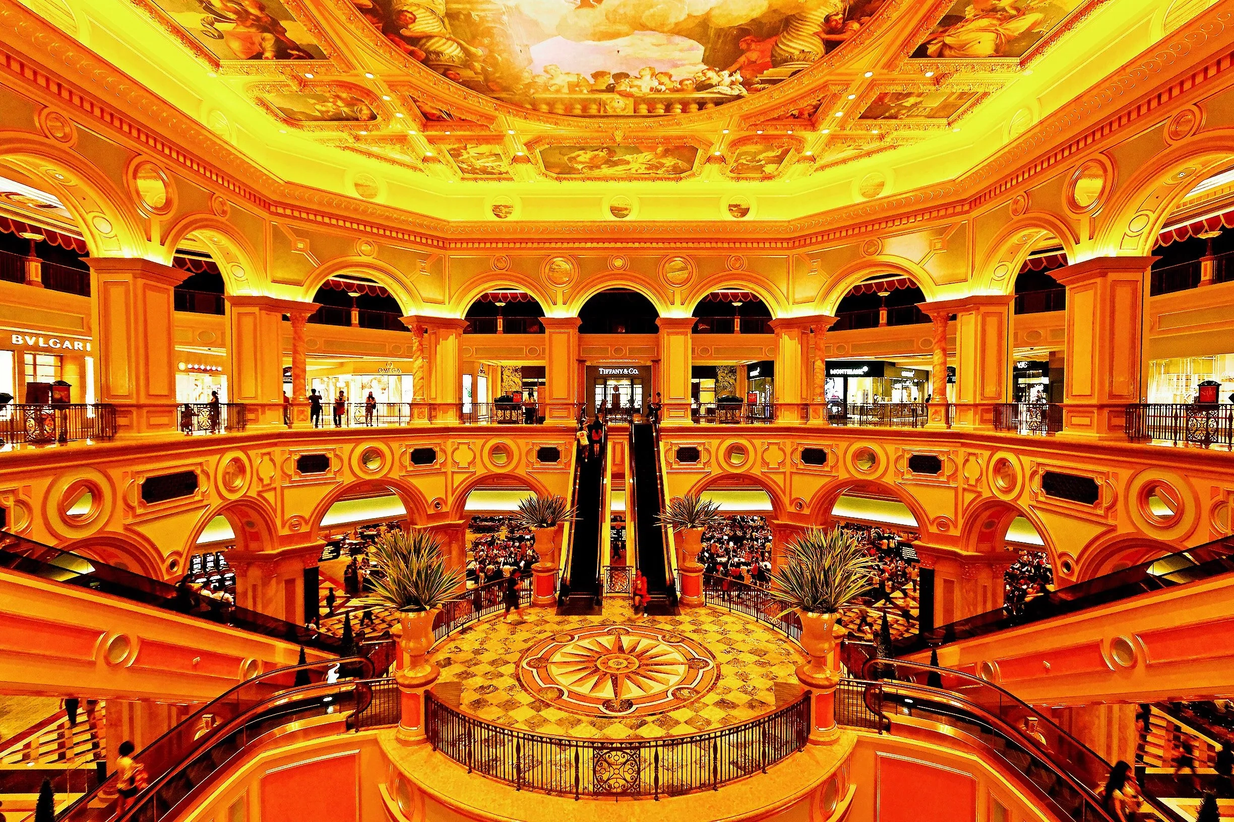 澳门新葡京娱乐场豪华大厅